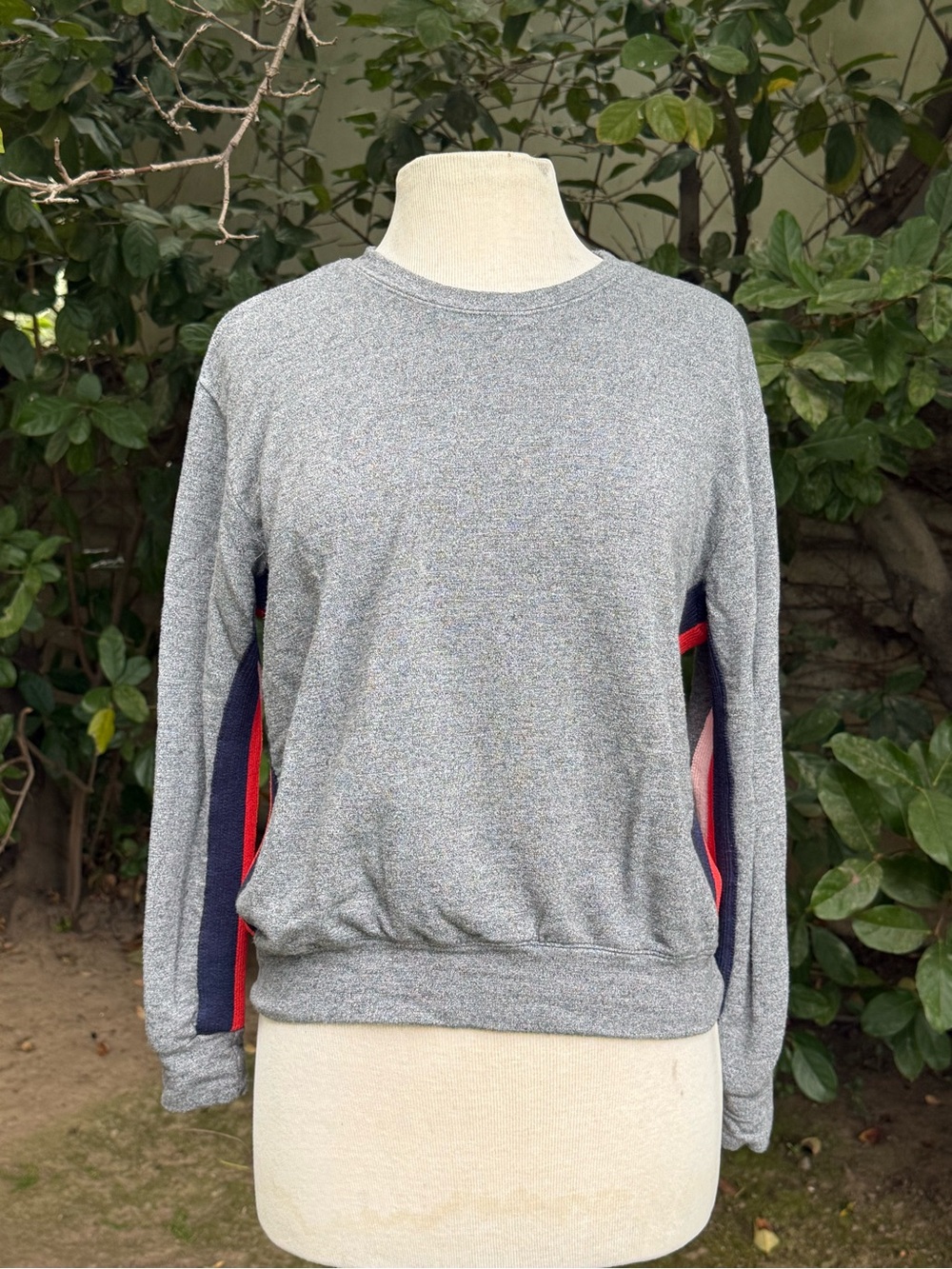 Sundry sweatshirt with ribbed stripe accent - Size 1 (S)